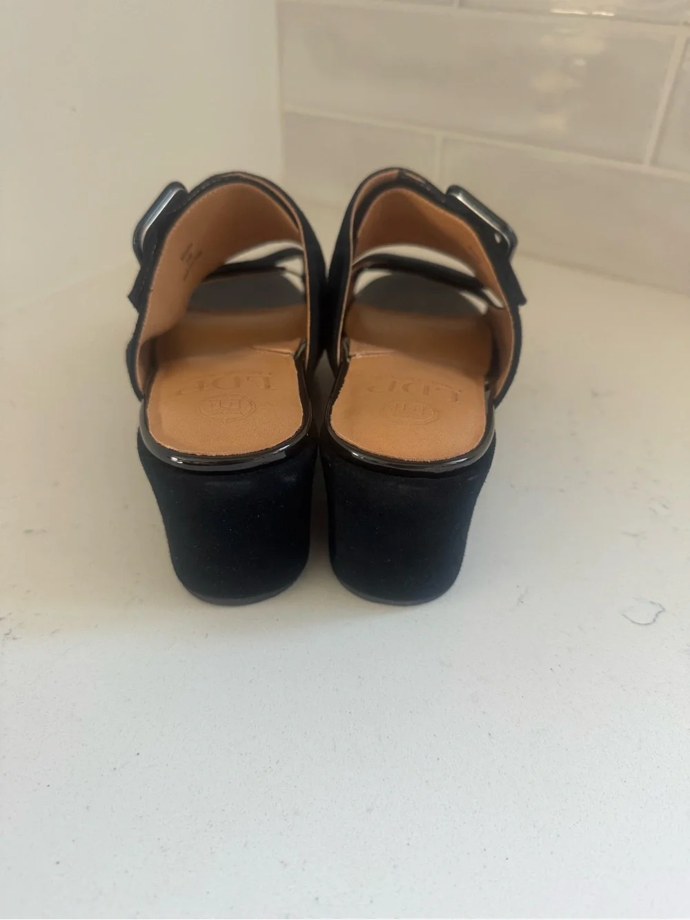 L’Amour Des Pieds Minetta Suede Platform Slides NWOB $255 Retail - Picture 5 of 8